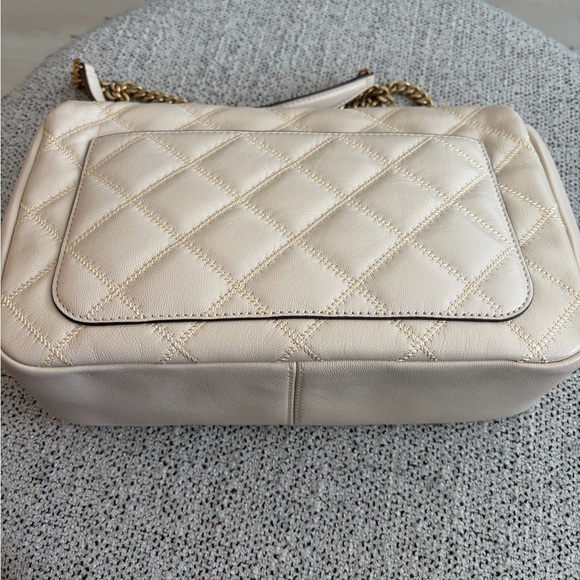 Tory Burch Quilted Chain Medium Shoulder Bag in Beige - Picture 8 of 10